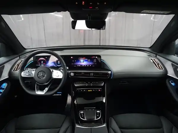 MERCEDES-BENZ EQC 400 4M AMG LINE (11/23)