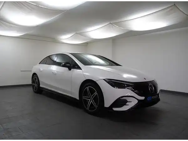 MERCEDES-BENZ EQE 300 (4/20)