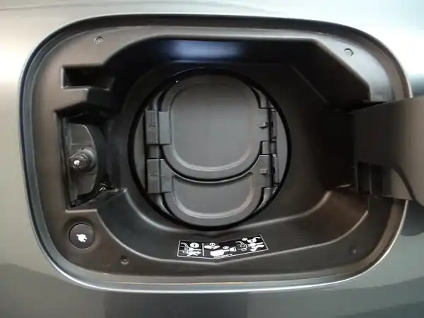 MERCEDES-BENZ EQC 400 4M (22/24)