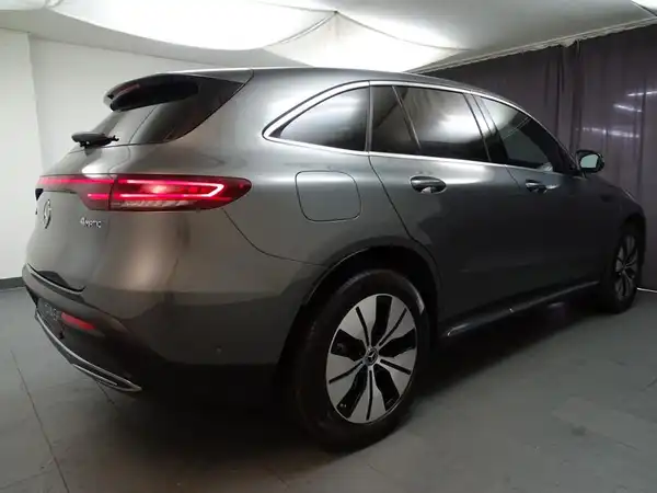 MERCEDES-BENZ EQC 400 4M (4/24)