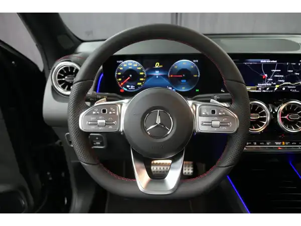 MERCEDES-BENZ EQB 300 4M (15/26)