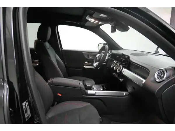 MERCEDES-BENZ EQB 300 4M (20/26)