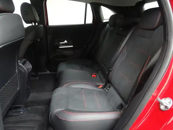 MERCEDES-BENZ EQA 350 4M (12/23)
