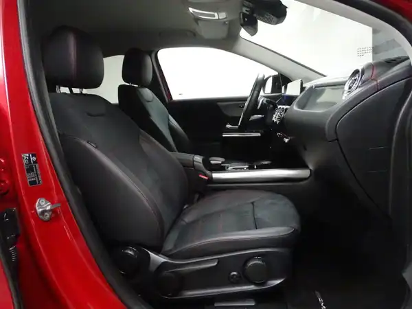 MERCEDES-BENZ EQA 350 4M (13/23)