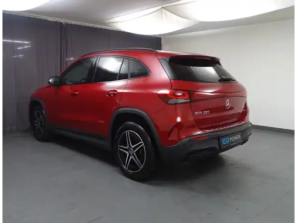 MERCEDES-BENZ EQA 350 4M (8/23)
