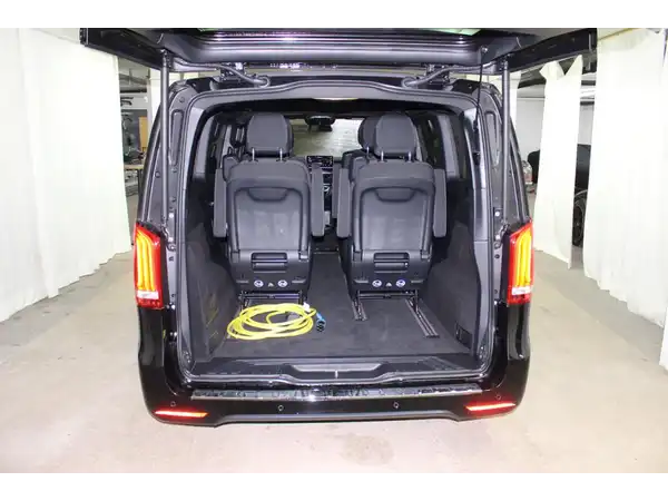 MERCEDES-BENZ EQV 300 LANG (19/26)