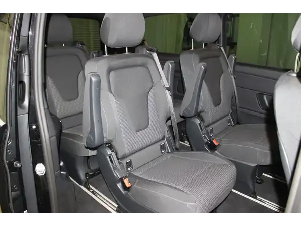 MERCEDES-BENZ EQV 300 LANG (20/26)