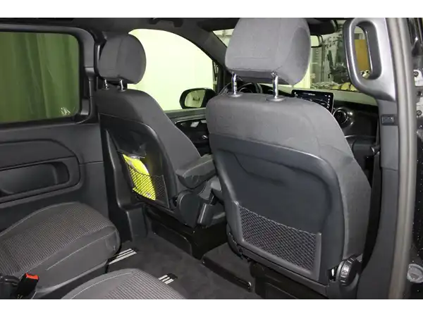 MERCEDES-BENZ EQV 300 LANG (21/26)