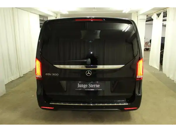 MERCEDES-BENZ EQV 300 LANG (6/26)