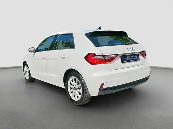 AUDI A1 Sportback ACC PDC Navi+ SHZ connect Spiegel+ (7/17)