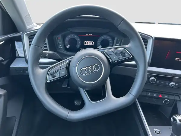 AUDI A1 Sportback S line 25 TFSI (11/16)