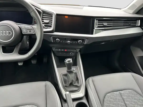 AUDI A1 Sportback Advanced 25 TFSI (12/16)