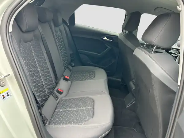 AUDI A1 Sportback Advanced 25 TFSI (15/16)