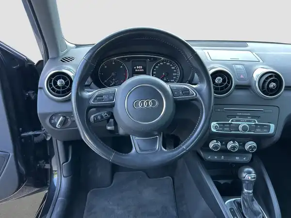 AUDI A1 sport 1.6 TDI (11/16)