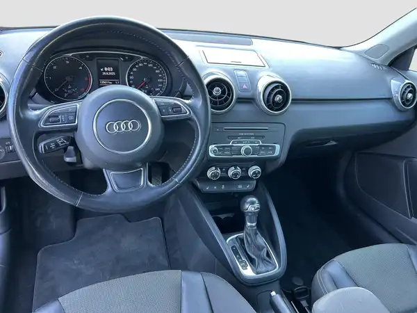 AUDI A1 sport 1.6 TDI (10/16)