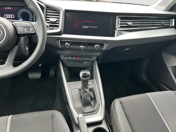 AUDI A1 Sportback 25 TFSI advanced 5JGar App SportFW virtual 2xClima (12/16)