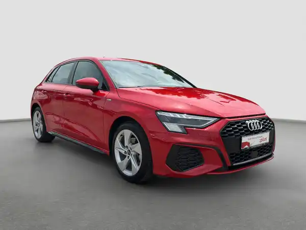 AUDI A3 Sportback S line 35 TFSI 5JGar MATRX black virtual sound+ (4/16)