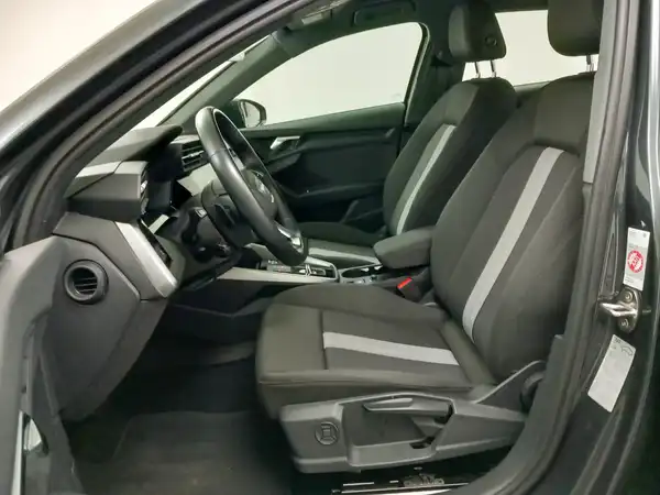 AUDI A3 Sportback 40 TFSI e Hybrid Business App virtual ACC (8/20)