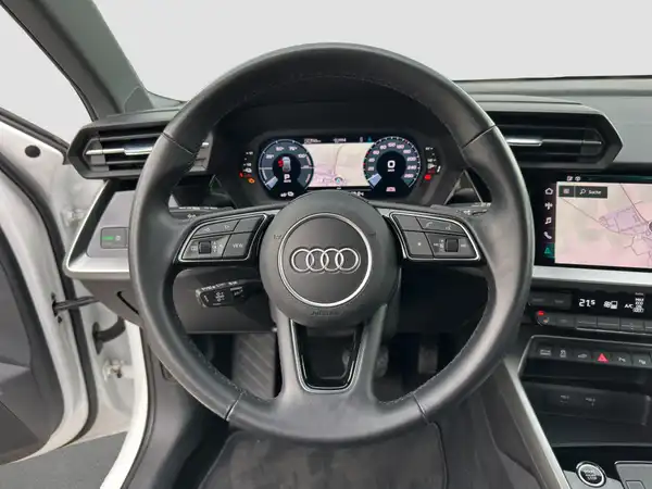 AUDI A3 Sportback 40 TFSI S tronic Navi+ Virtual AHK Kamera (11/17)