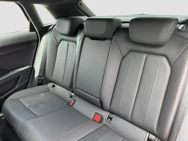 AUDI A3 Sportback S line 40 TFSI e Hybrid Keyless App Leder ACC (9/17)
