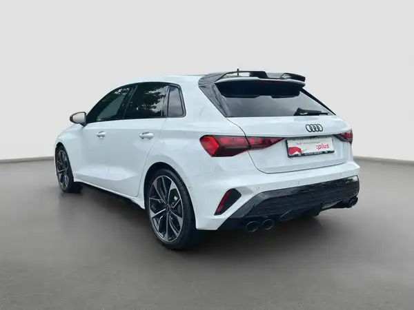 AUDI S3 Sportback TFSI 5JGar Kamera Pano black Assist MATRX Carbon (7/17)