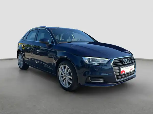 AUDI A3 Sportback design 1.5 TFSI Navi Sitzh Einparkhilfe (4/16)