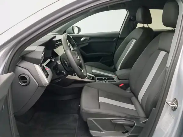 AUDI A3 Sportback TFSI e Advanced 5JGar Business PDC Virtual Navi+ (8/20)