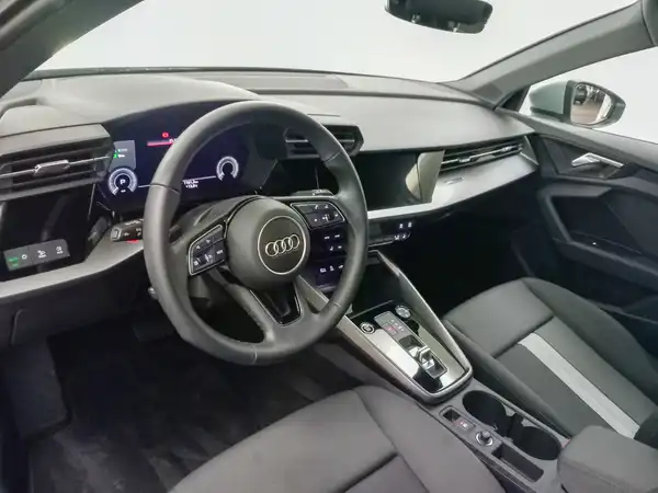 AUDI A3 Sportback TFSI e Advanced 5JGar Business PDC Virtual Navi+ (9/20)