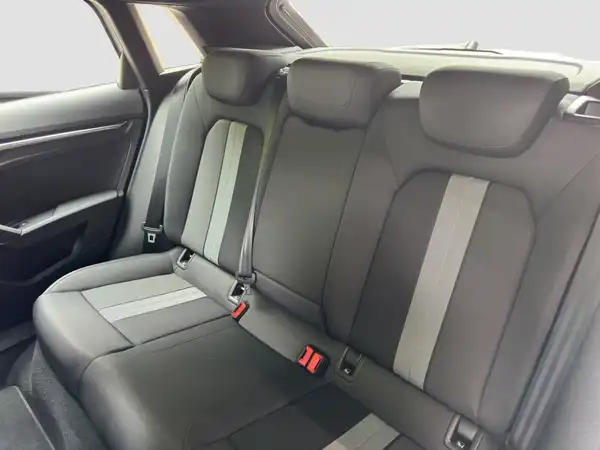 AUDI A3 Sportback advanced 30 TFSI 5JGar virtual App SHZ PDC AHK (9/16)