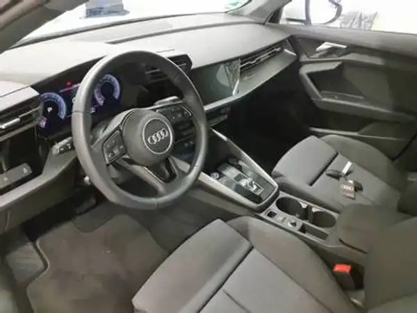 AUDI A3 Sportback S line 30 TFSI 5JGar virtual black App ACC (4/4)