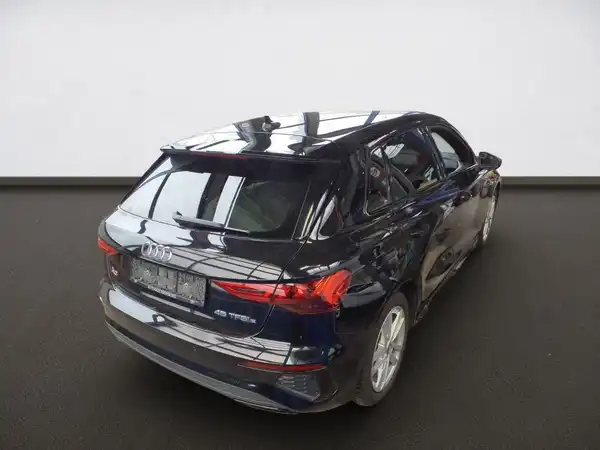 AUDI A3 Sportback S line 45 TFSI e Hybrid Business virtual App MATRX (5/10)