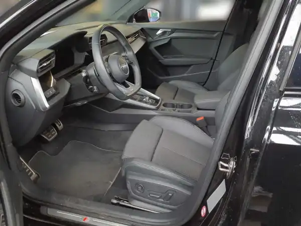 AUDI A3 Sportback S line 45 TFSI e Hybrid Business virtual App MATRX (6/10)