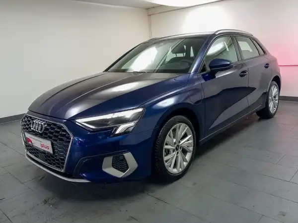 AUDI A3 Sportback TFSI e advanced 5JGar Business Navi+ Virtual SHZ (2/18)
