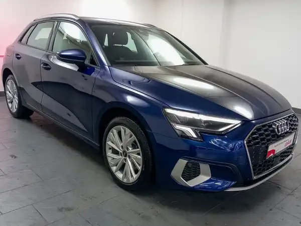 AUDI A3 Sportback TFSI e advanced 5JGar Business Navi+ Virtual SHZ (4/18)