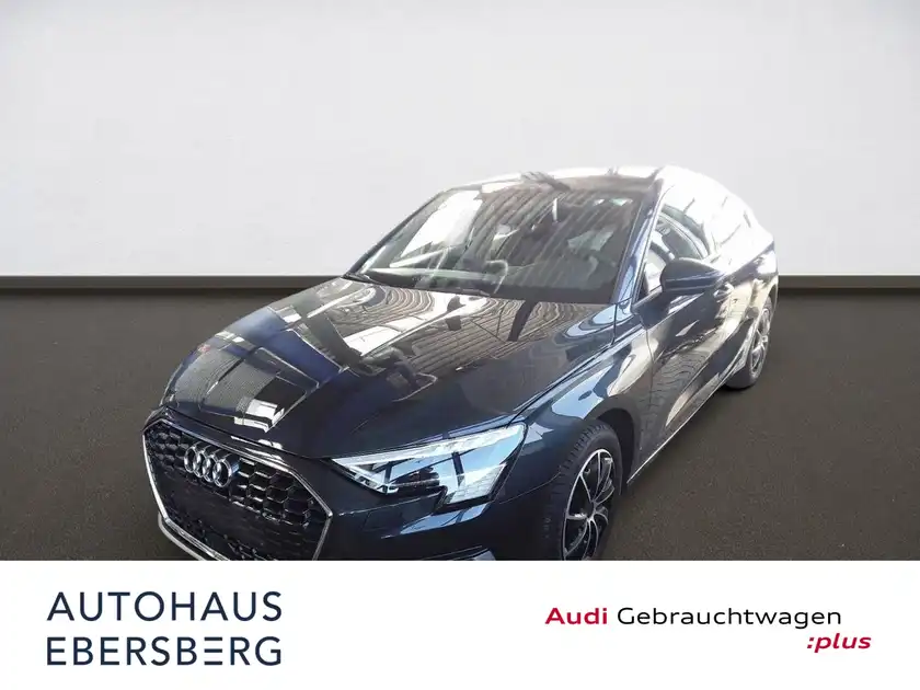 AUDI A3 Sportback advanced 35 TFSI Business virtual StHzg MATRX (1/9)