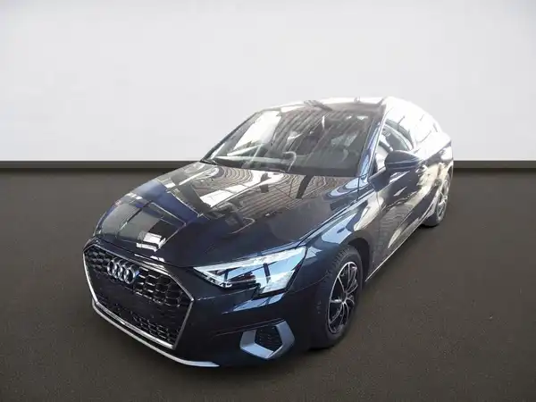 AUDI A3 Sportback advanced 35 TFSI Business virtual StHzg MATRX (2/9)