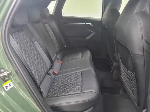 AUDI A3 allstreet 35 TDI (16/18)