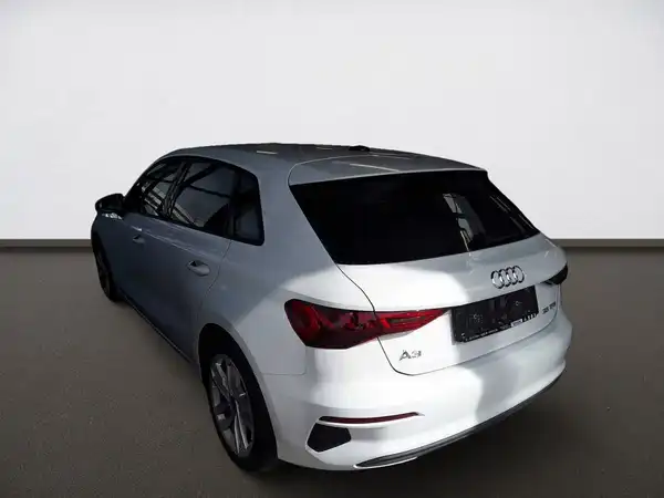 AUDI A3 Sportback 35 TFSI App LED ACC AHK SpoSitz (5/7)