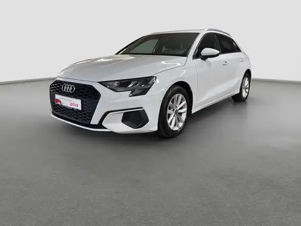 AUDI A3 Sportback 1.5 TSI Business Navi+ Virtual Connect (2/16)