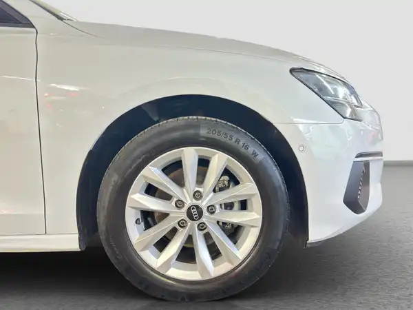 AUDI A3 Sportback 1.5 TSI Business Navi+ Virtual Connect (16/16)