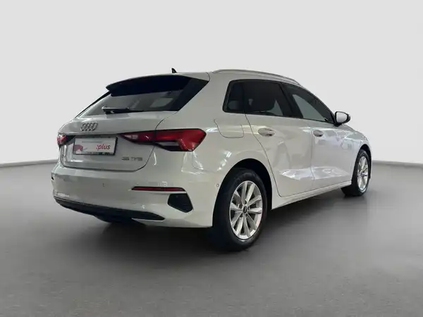 AUDI A3 Sportback 1.5 TSI Business Navi+ Virtual Connect (5/16)