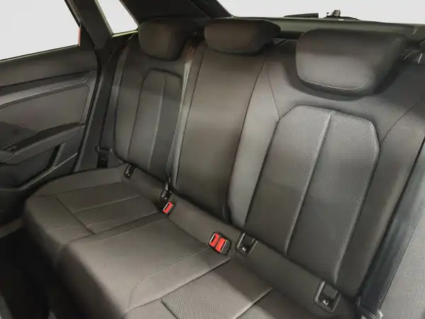 AUDI A3 Sportback 1.5 TSI Business Navi+ Virtual Connect (9/16)