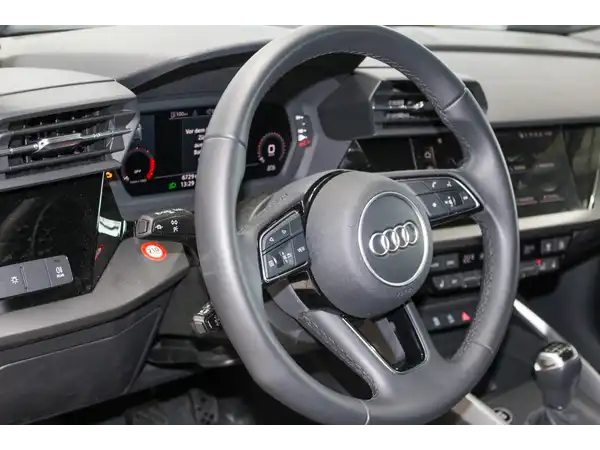 AUDI A3 Sportback advanced 30 TDI 5JGar (12/15)