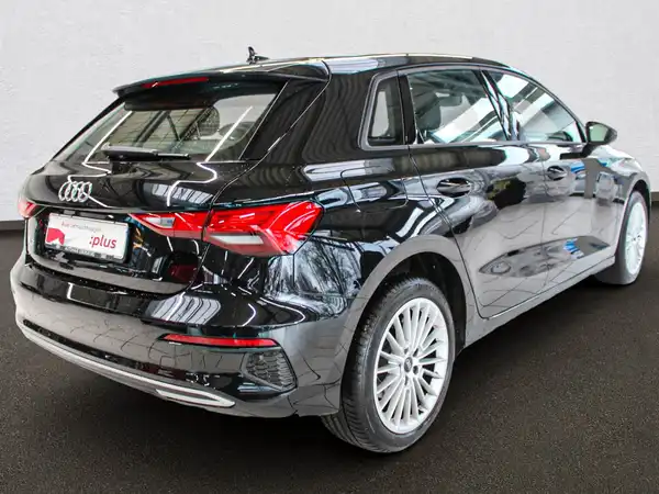 AUDI A3 Sportback advanced 30 TDI 5JGar (5/15)