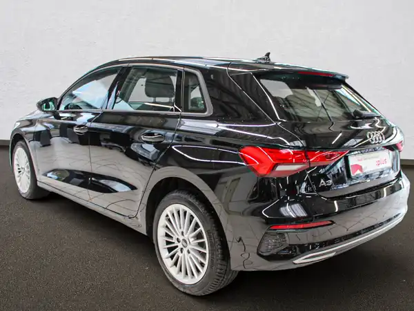 AUDI A3 Sportback advanced 30 TDI 5JGar (7/15)