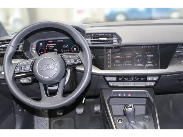 AUDI A3 Sportback advanced 30 TDI 5JGar (8/15)