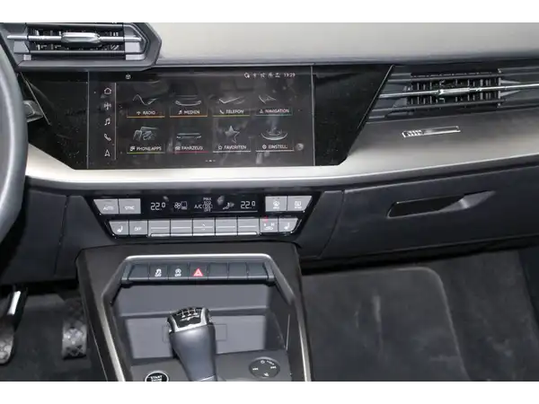 AUDI A3 Sportback advanced 30 TDI 5JGar (9/15)