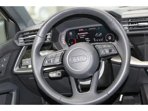 AUDI A3 Sportback advanced 30 TDI 5JGar (10/15)