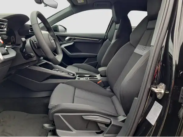 AUDI A3 Sportback S line 1.5 TSFI (8/16)