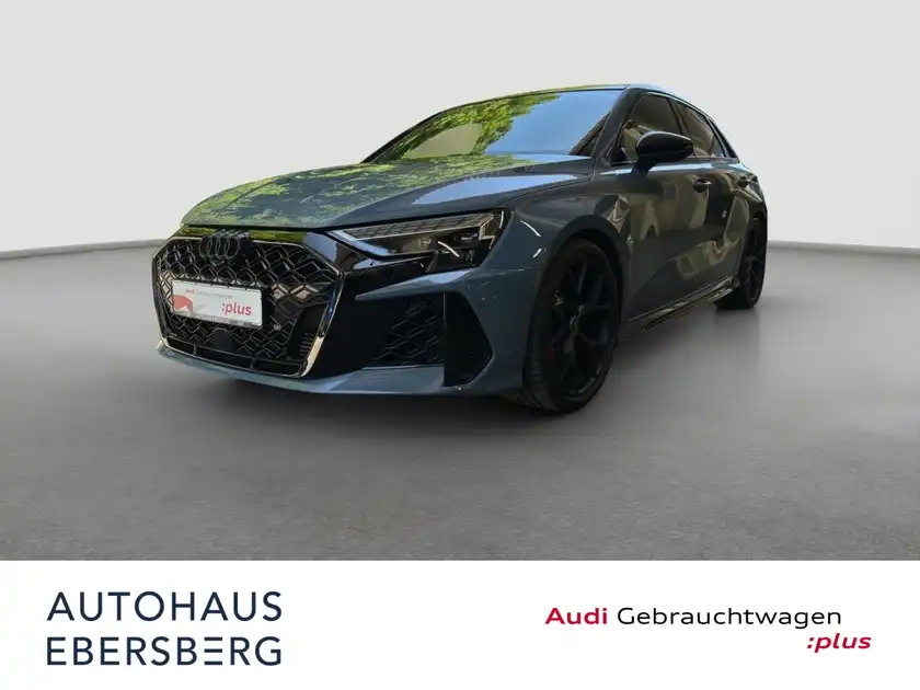 AUDI RS3 Sportback S tronic 5JGAR ACC MATRIX Connect HUD Pano Kamera (1/17)